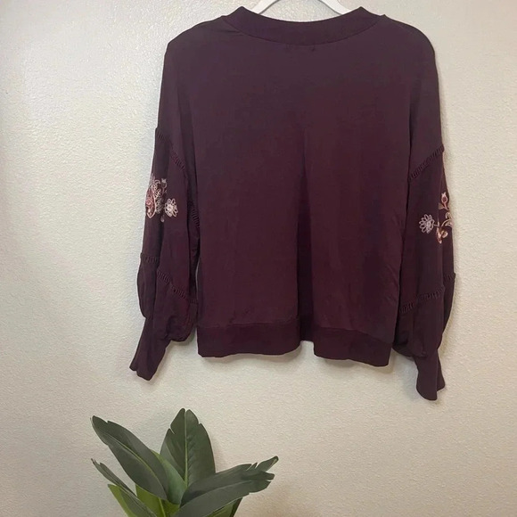 🛍️Mi ami Balloon Sleeve Blouse - Picture 7 of 7